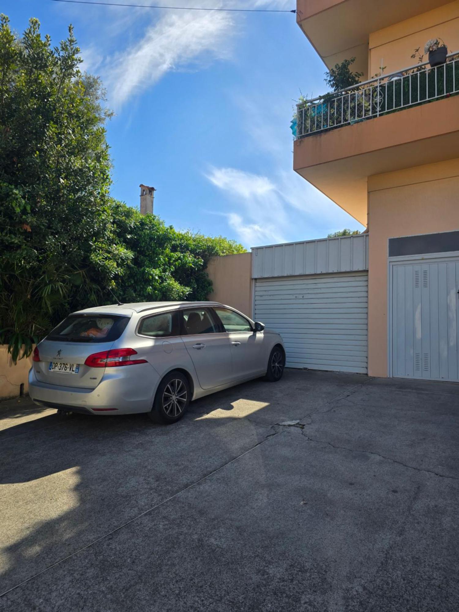Apartment Duplex Climatise 100m2, Jardin, Garage Individuel Clos Antibes